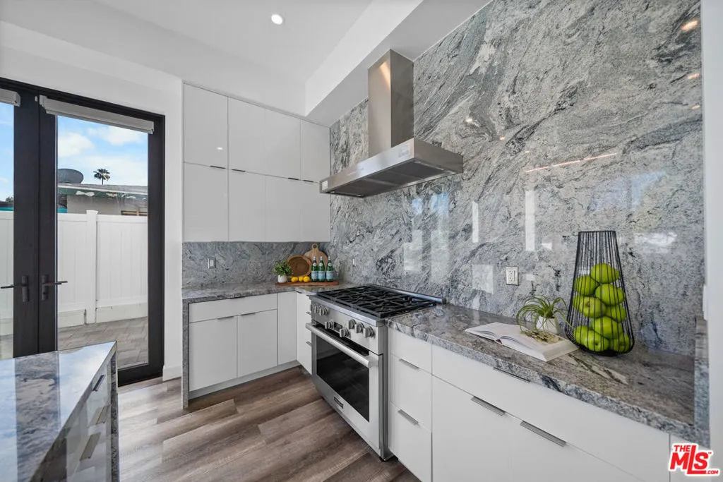 5812 Willis Avenue, Sherman Oaks, California 91411 home-pic-21